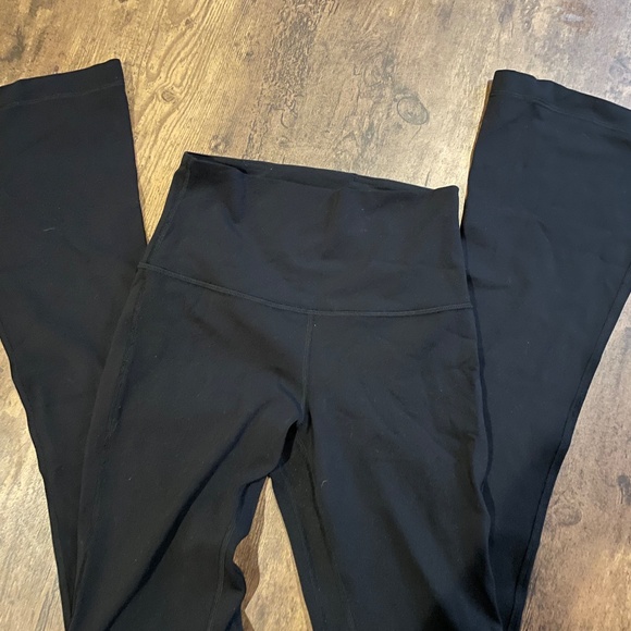 Lululemon Black Align High Rise Mini Flare Leggings - Picture 2 of 3